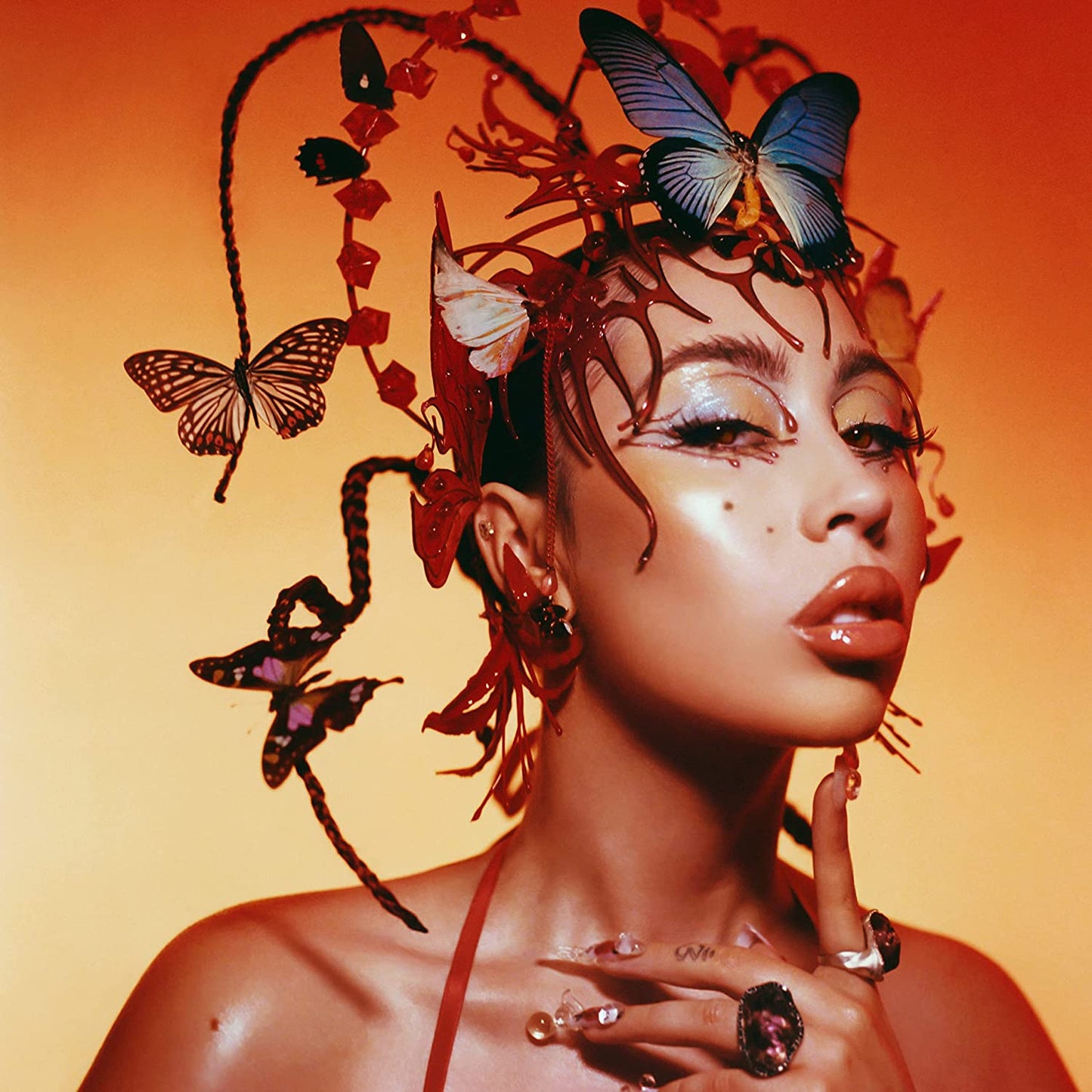 Kali Uchis, "Red Moon in Venus"