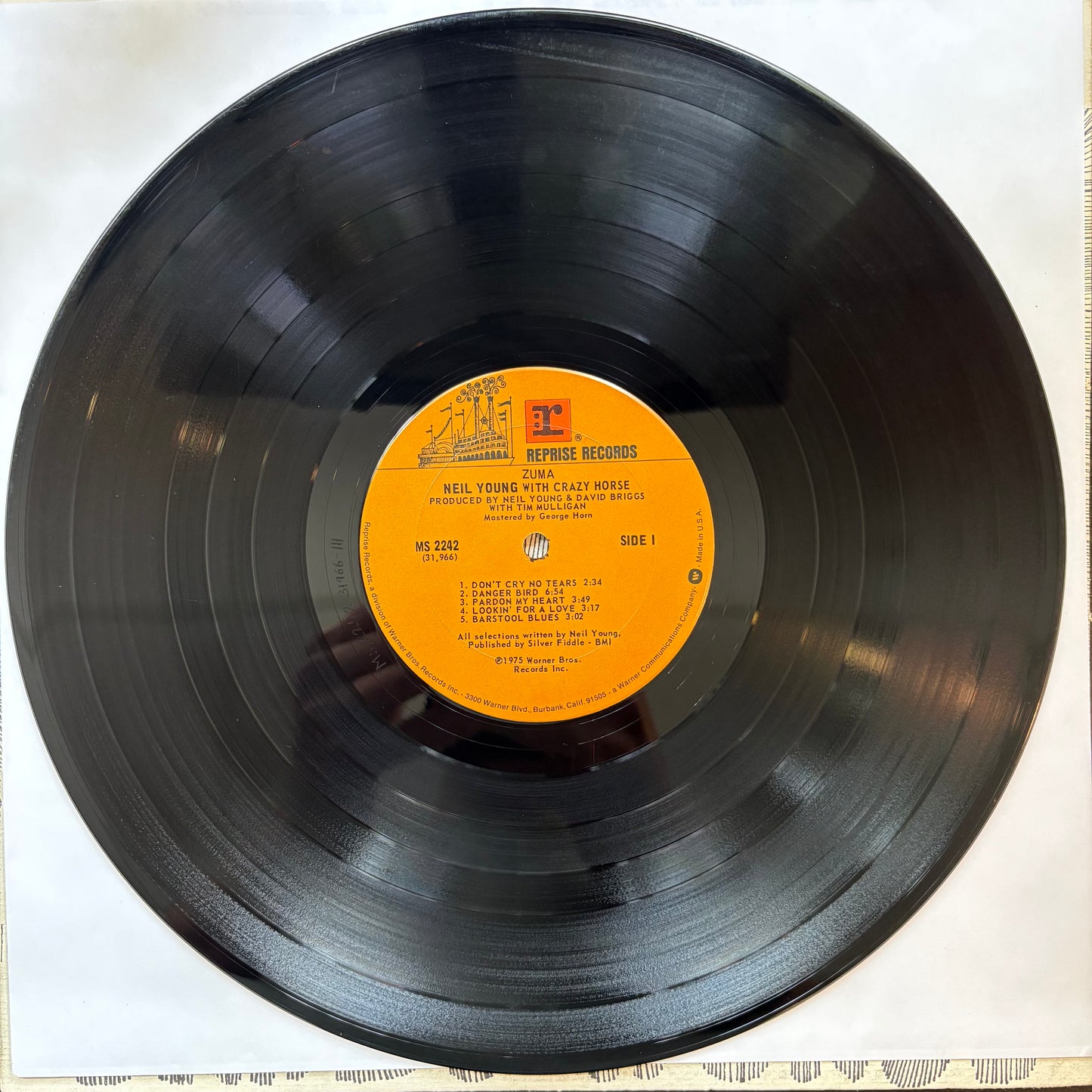 Neil Young, "Zuma" (LP) [VG- Used]